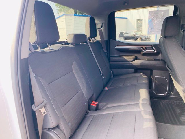Used 2023 Chevrolet Silverado 1500 RST w/ Z71 Off-Road Package AWD/4WD image 13