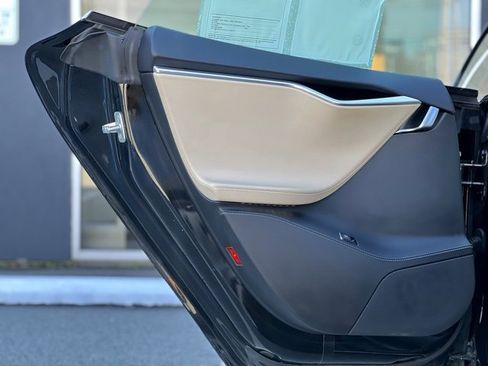 Used 2017 Tesla Model S 75D image 15