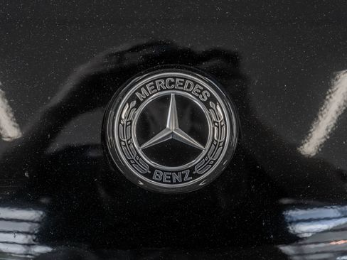 Used 2026 Mercedes-Benz GLC 300 4MATIC image 5