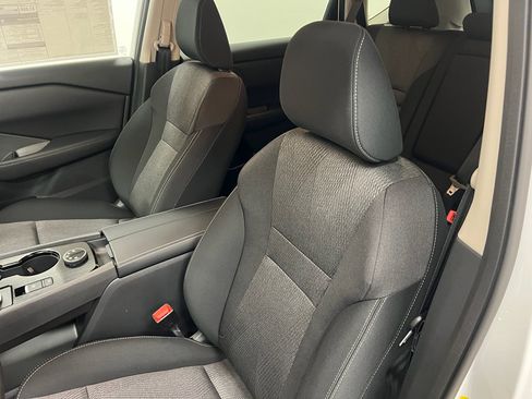 New 2026 Nissan Rogue SV w/ Cold Weather Package AWD/4WD image 11