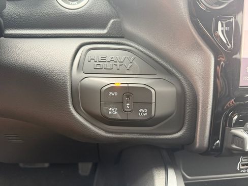 New 2026 RAM 2500 Big Horn AWD/4WD image 27