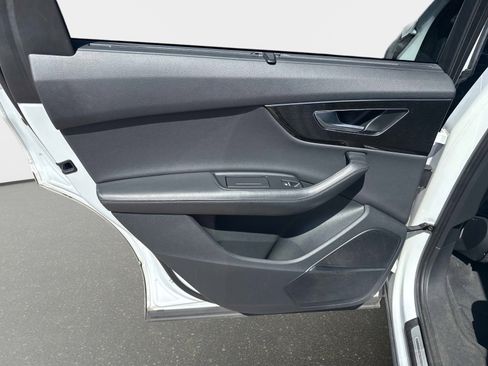 Used 2021 Audi Q7 3.0T Premium Plus w/ Executive Package image 11