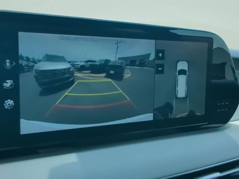 Used 2023 Hyundai Palisade SEL AWD/4WD image 18