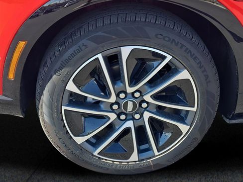 New 2025 Cadillac Optiq Sport 1 AWD/4WD image 7