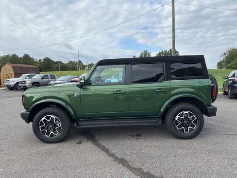 New 2025 Ford Bronco Outer Banks image 6