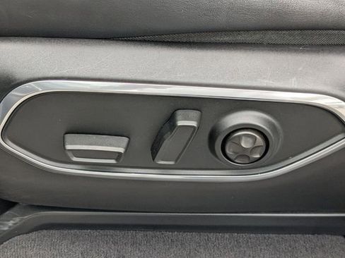 Used 2022 Jeep Wagoneer Series II w/ Premium Group I image 26