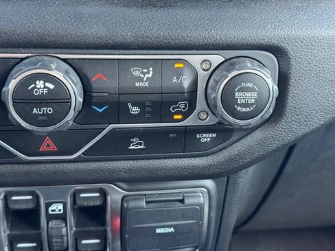 Certified 2024 Jeep Wrangler Unlimited Sport AWD/4WD image 35