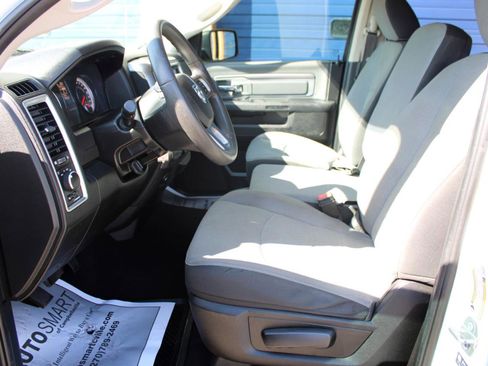 Used 2021 RAM 1500 Classic SLT RWD image 17