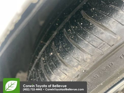 Used 2023 Toyota Camry SE w/ Convenience Package FWD image 27