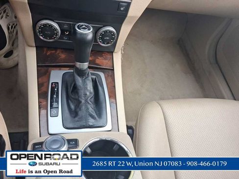 Used 2010 Mercedes-Benz GLK 350 4MATIC image 14
