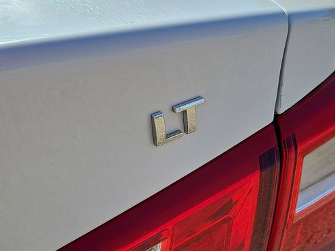 Used 2024 Chevrolet Malibu LT image 14