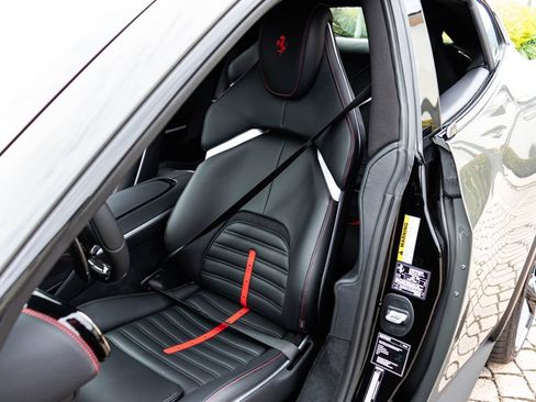 Certified 2025 Ferrari Purosangue AWD/4WD image 6