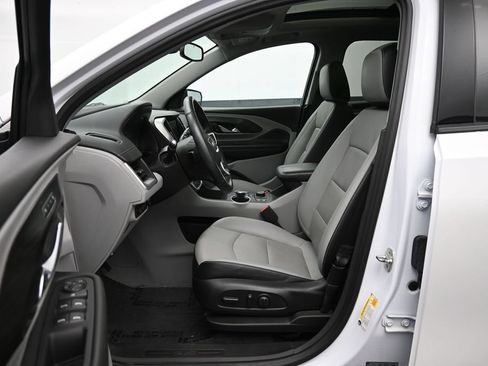 Used 2024 GMC Terrain SLT w/ Infotainment Package II AWD/4WD image 22
