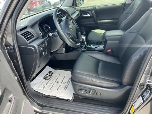 Used 2023 Toyota 4Runner TRD Off-Road Premium w/ Moonroof Package AWD/4WD image 16