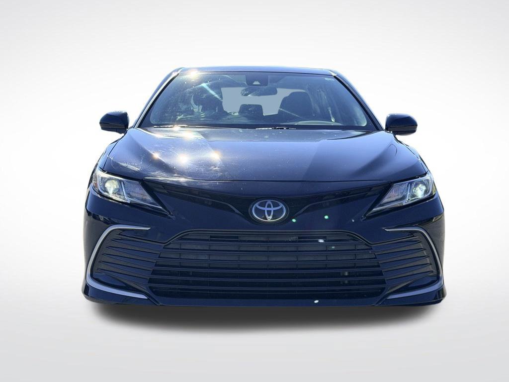 Used 2021 Toyota Camry LE FWD image 9
