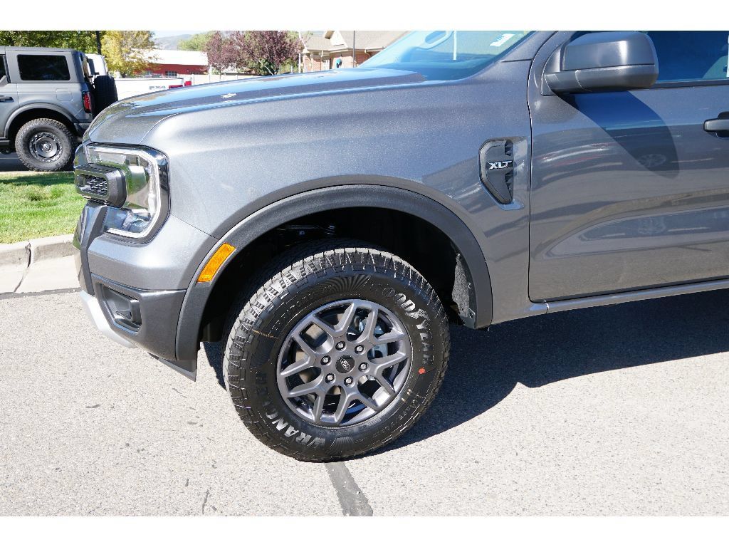 New 2026 Ford Ranger XLT w/ Equipment Group 301A High AWD/4WD image 5