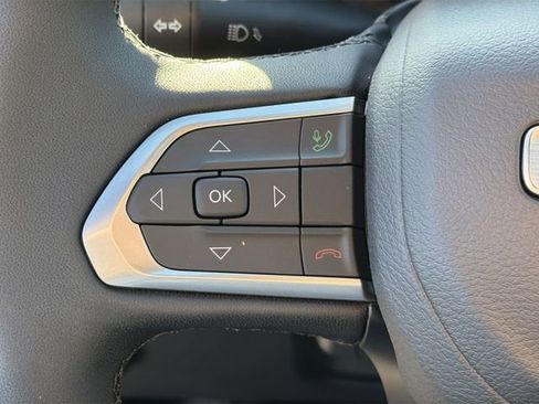 New 2026 Jeep Compass Latitude image 22