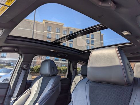 Used 2023 Acura MDX A-Spec image 18