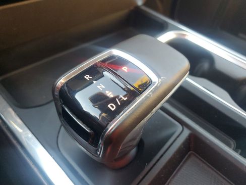 Used 2023 GMC Sierra 1500 SLT w/ SLT Premium Package image 24