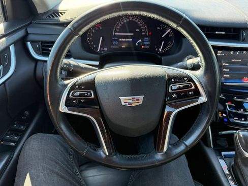 Used 2017 Cadillac XTS FWD image 18
