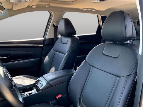 Certified 2024 Hyundai Tucson SEL w/ Convenience Package FWD image 8