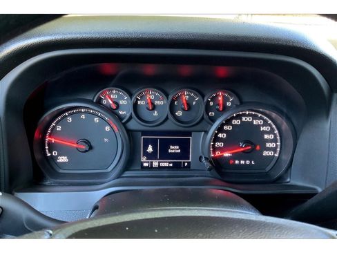 Used 2023 Chevrolet Silverado 1500 Custom image 22