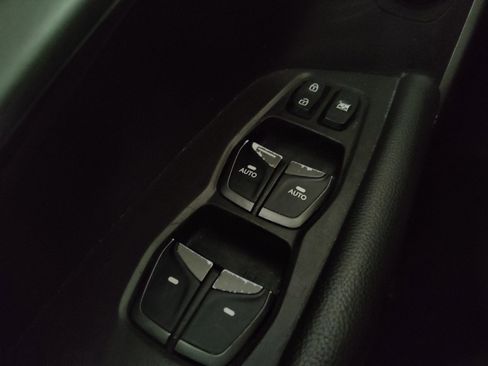 Used 2017 Hyundai Santa Fe Sport image 27