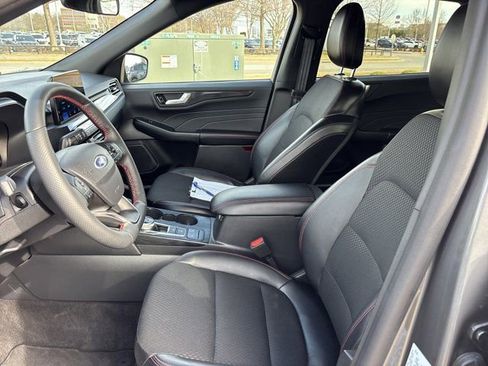 Used 2025 Ford Escape ST-Line Select image 15