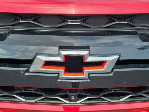 Used 2024 Chevrolet Colorado ZR2 w/ ZR2 Convenience Package III AWD/4WD image 22