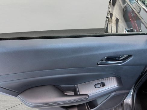 Used 2025 Nissan Altima 2.5 SV image 19