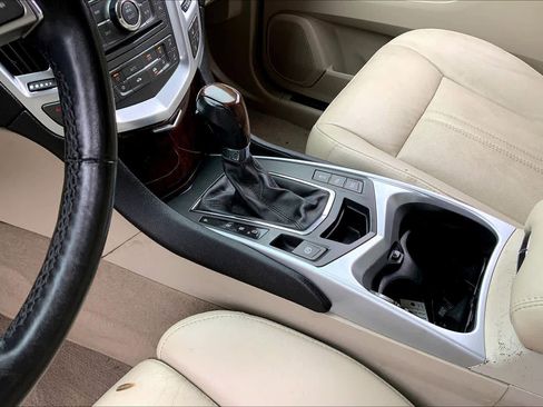 Used 2012 Cadillac SRX Premium image 16