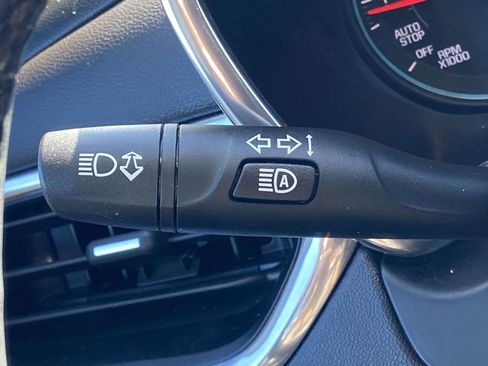 Used 2023 Chevrolet Equinox LT FWD image 21