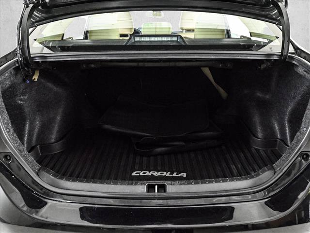 Used 2018 Toyota Corolla LE FWD image 7