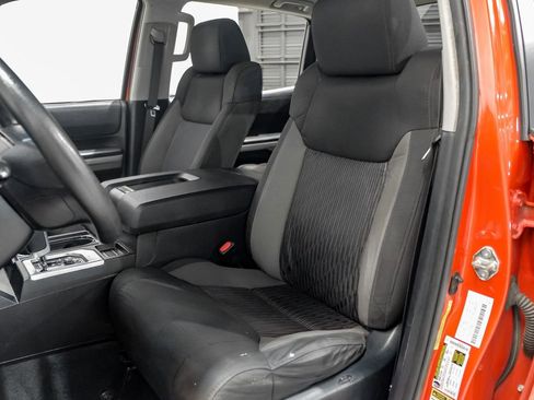 Used 2017 Toyota Tundra SR5 image 29