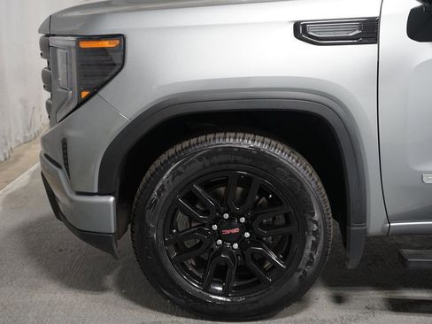 Used 2023 GMC Sierra 1500 Elevation AWD/4WD image 5