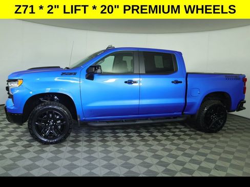 Used 2025 Chevrolet Silverado 1500 LT Trail Boss w/ Convenience Package II AWD/4WD image 7