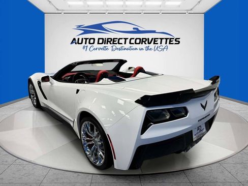 Used 2016 Chevrolet Corvette Z06 w/ 3LZ Preferred Equipment Group RWD image 11