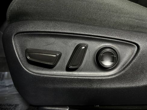 Certified 2025 Toyota RAV4 XLE AWD/4WD image 15