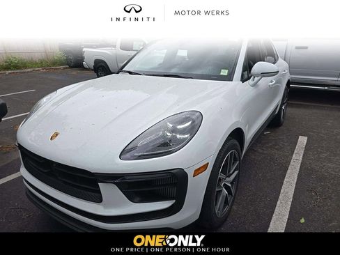 Used 2023 Porsche Macan S AWD/4WD image 1