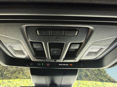 Used 2024 GMC Sierra 1500 AT4X w/ AT4X AEV Edition AWD/4WD image 18