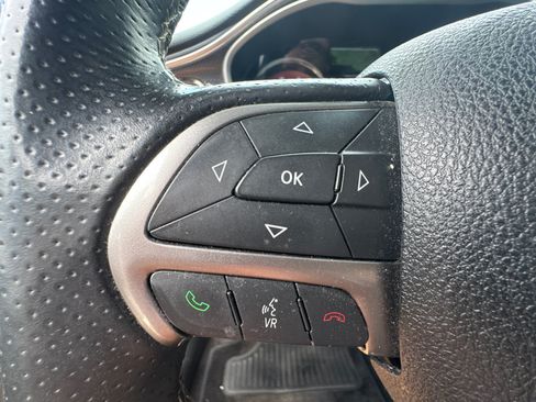 Used 2015 Dodge Challenger SRT Hellcat RWD image 23