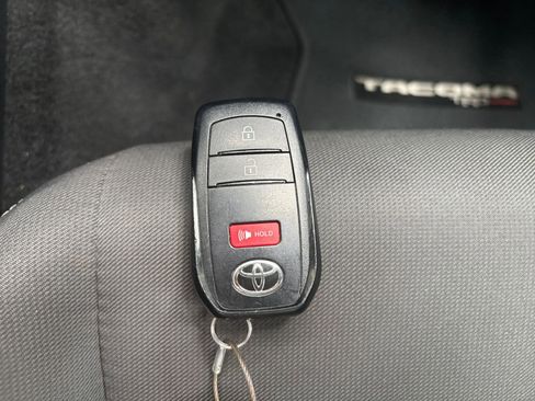 Used 2024 Toyota Tacoma TRD Sport image 23