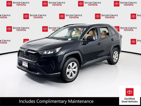 Used 2021 Toyota RAV4 LE FWD image 1
