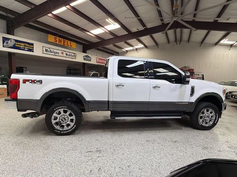 Used 2020 Ford F250 Lariat w/ Lariat Ultimate Package AWD/4WD image 9