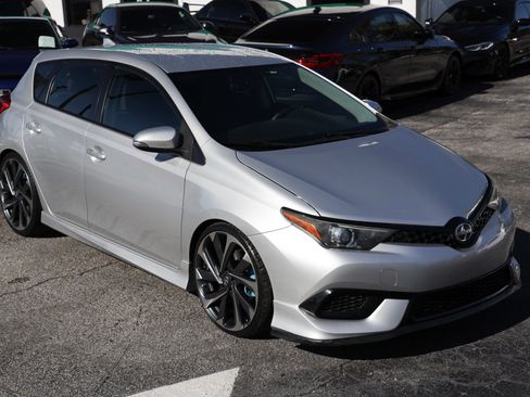 Used 2016 Scion iM FWD image 19