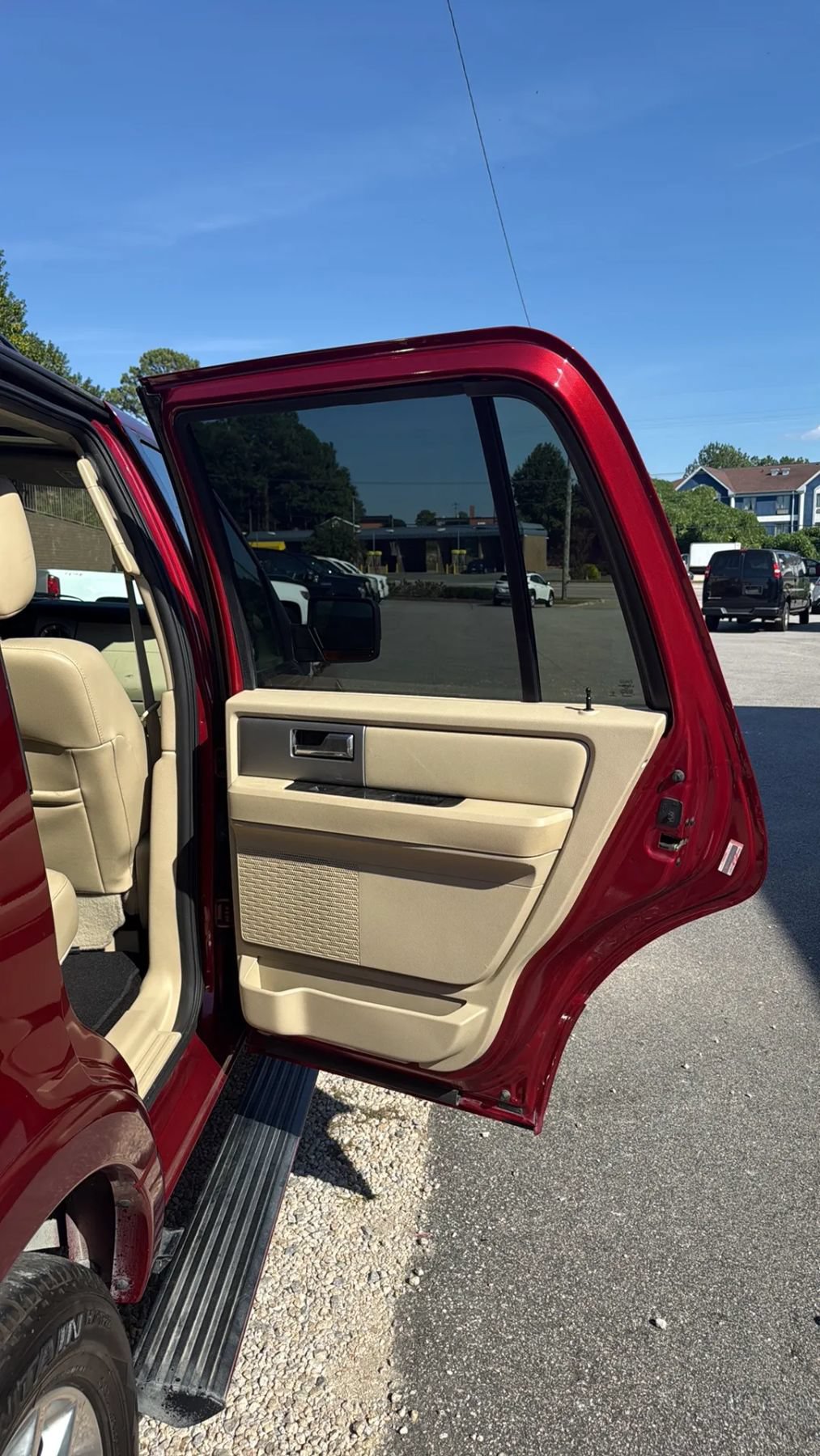 Used 2015 Ford Expedition Limited w/ Equipment Group 301A RWD image 43