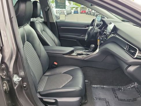 Used 2024 Toyota Camry SE FWD image 15