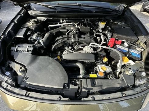 Certified 2022 Subaru Outback Touring AWD/4WD image 27