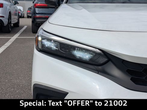 Used 2023 Honda Civic Sport image 9