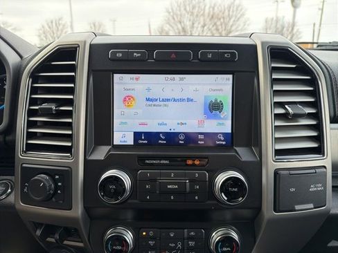 Certified 2021 Ford F350 Platinum image 34